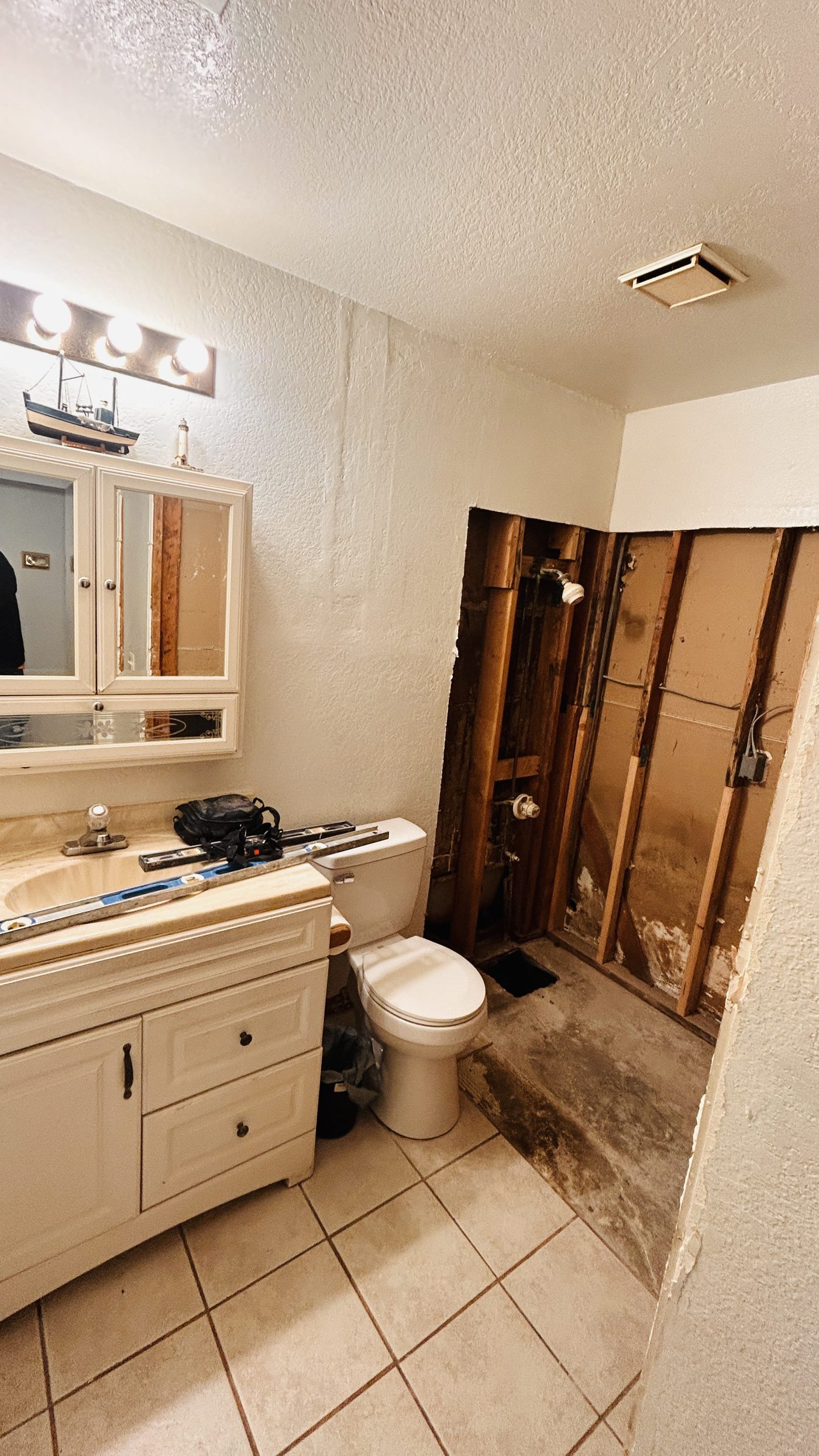 Bathroom before remodel
